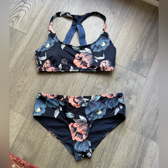 Roxy Swim Roxy Floral Bikini Poshmark roxy-swim-roxy-floral-bikini-poshmark